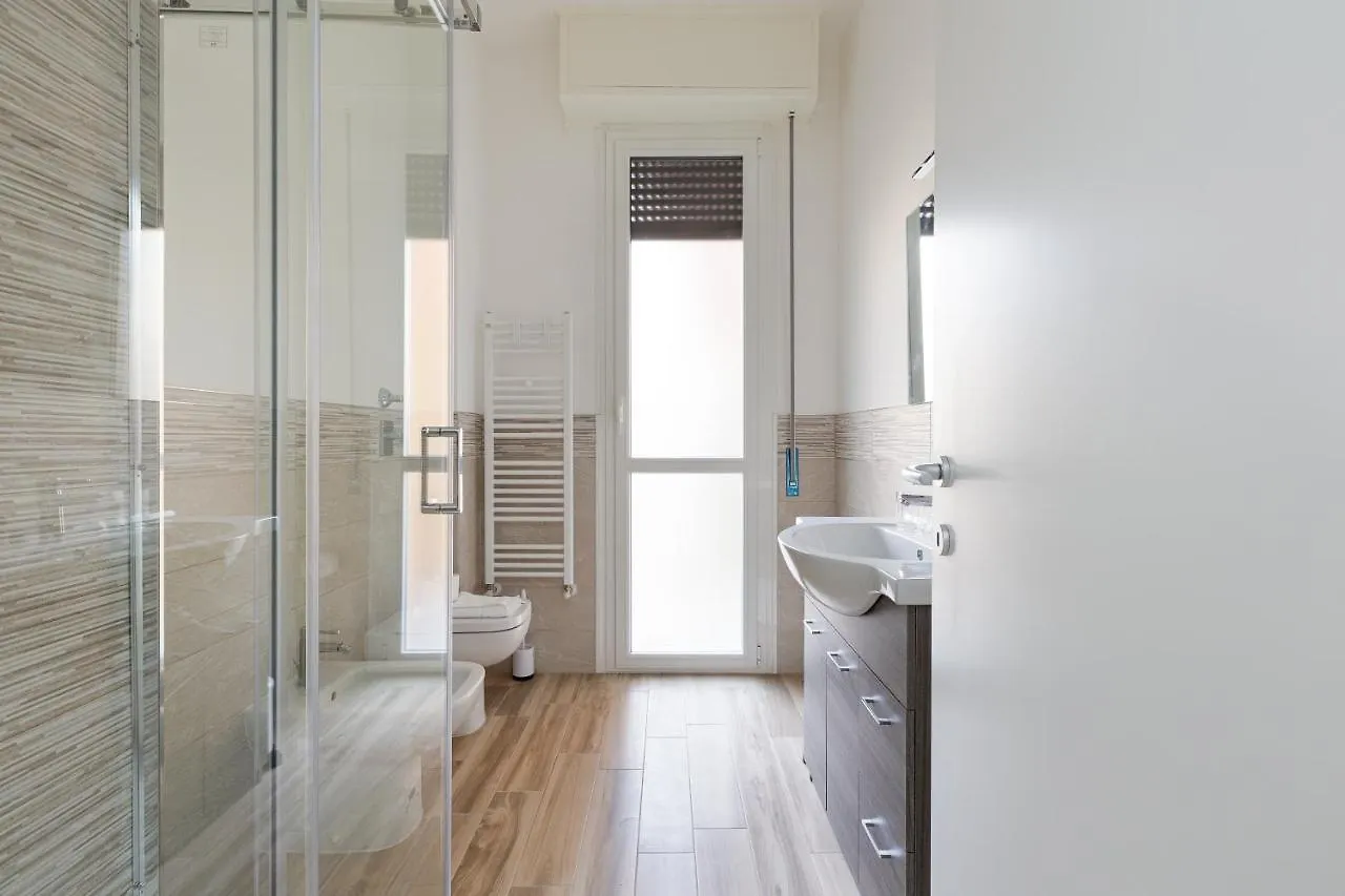 מילאנו Cagnola Cozy Apartament With Balcony