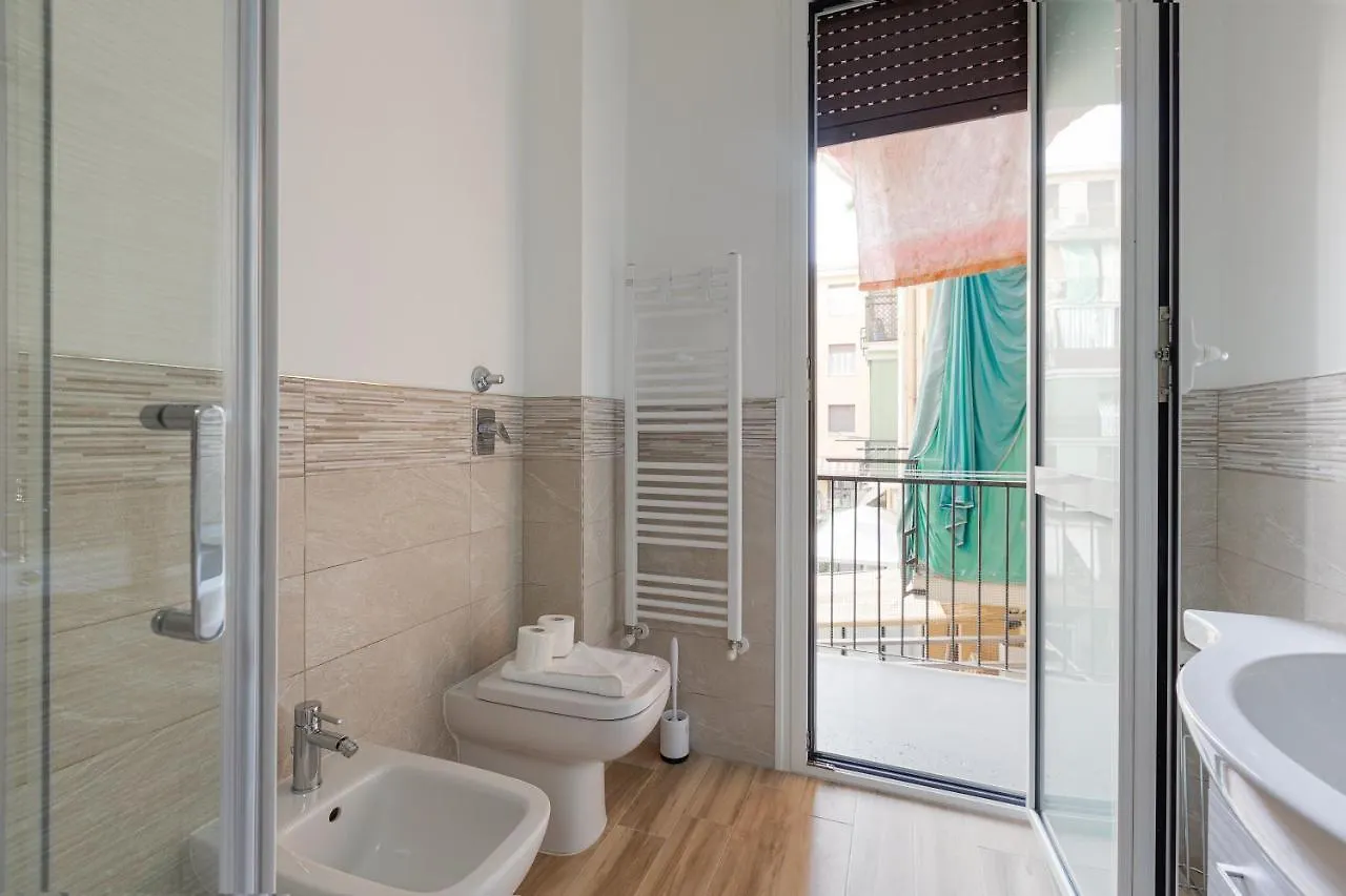 דירה מילאנו Cagnola Cozy Apartament With Balcony